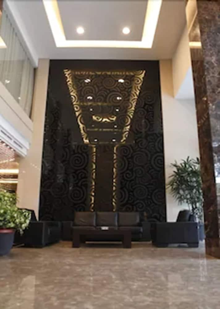Grand Sakura Hotel Medan Exterior foto