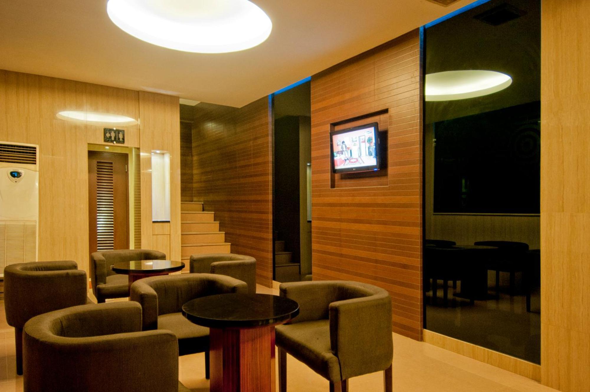 Grand Sakura Hotel Medan Exterior foto