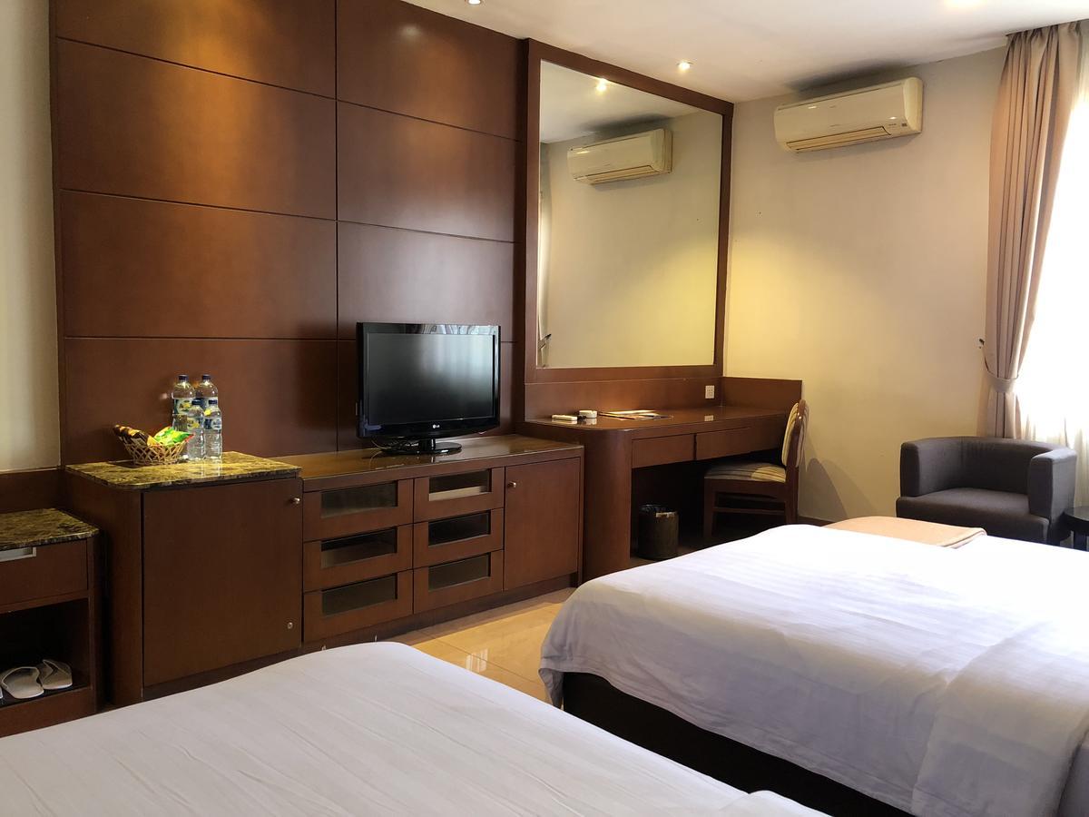 Grand Sakura Hotel Medan Exterior foto