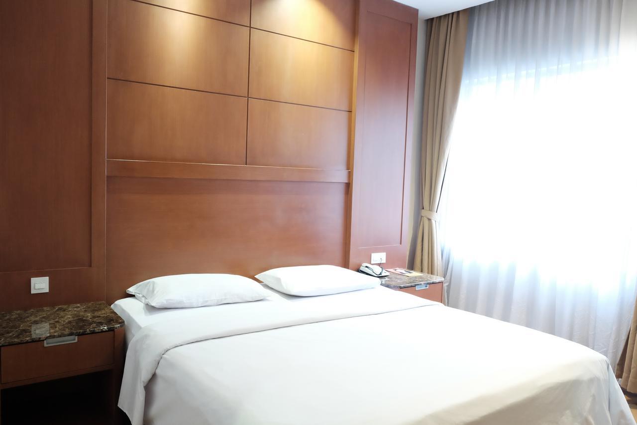 Grand Sakura Hotel Medan Exterior foto