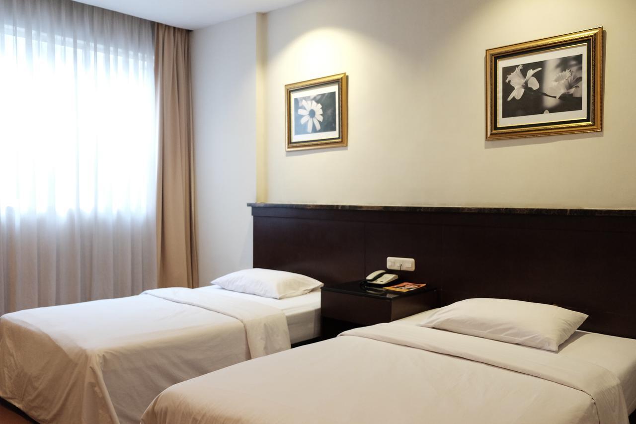 Grand Sakura Hotel Medan Exterior foto